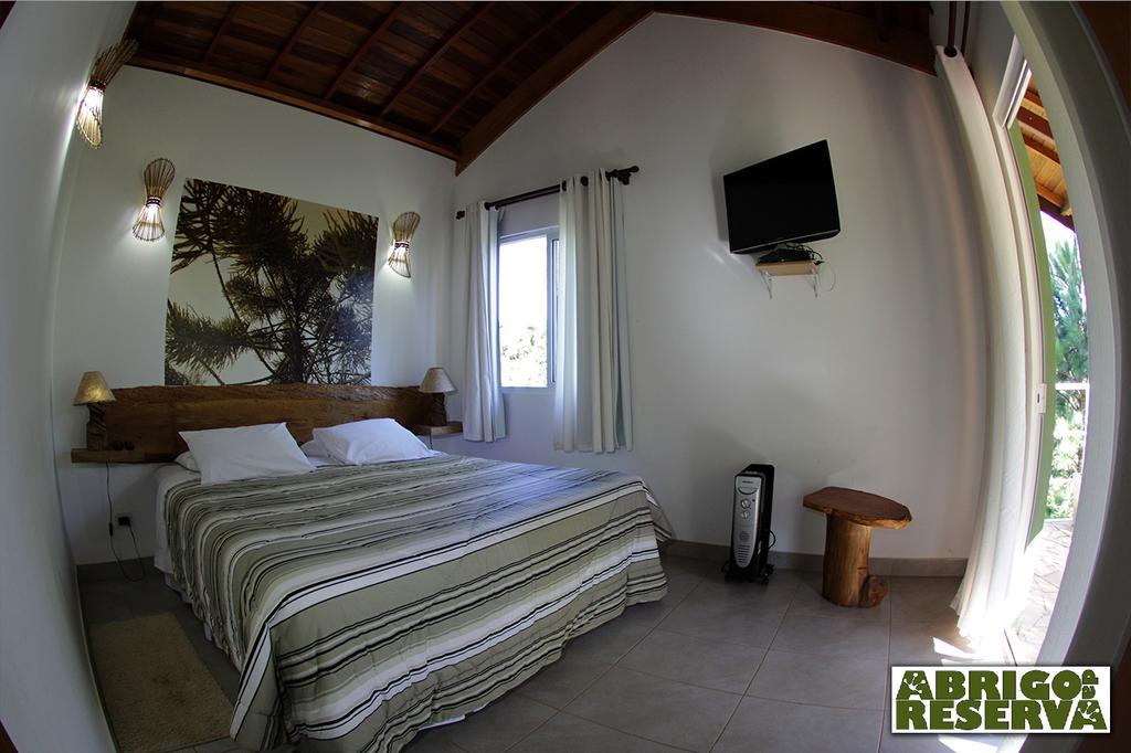 Abrigo Da Reserva Hotel ซานโต อังตัวนิโอ โด ปิงญัล ภายนอก รูปภาพ