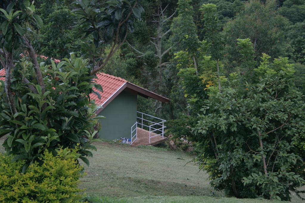 Abrigo Da Reserva Hotel ซานโต อังตัวนิโอ โด ปิงญัล ภายนอก รูปภาพ